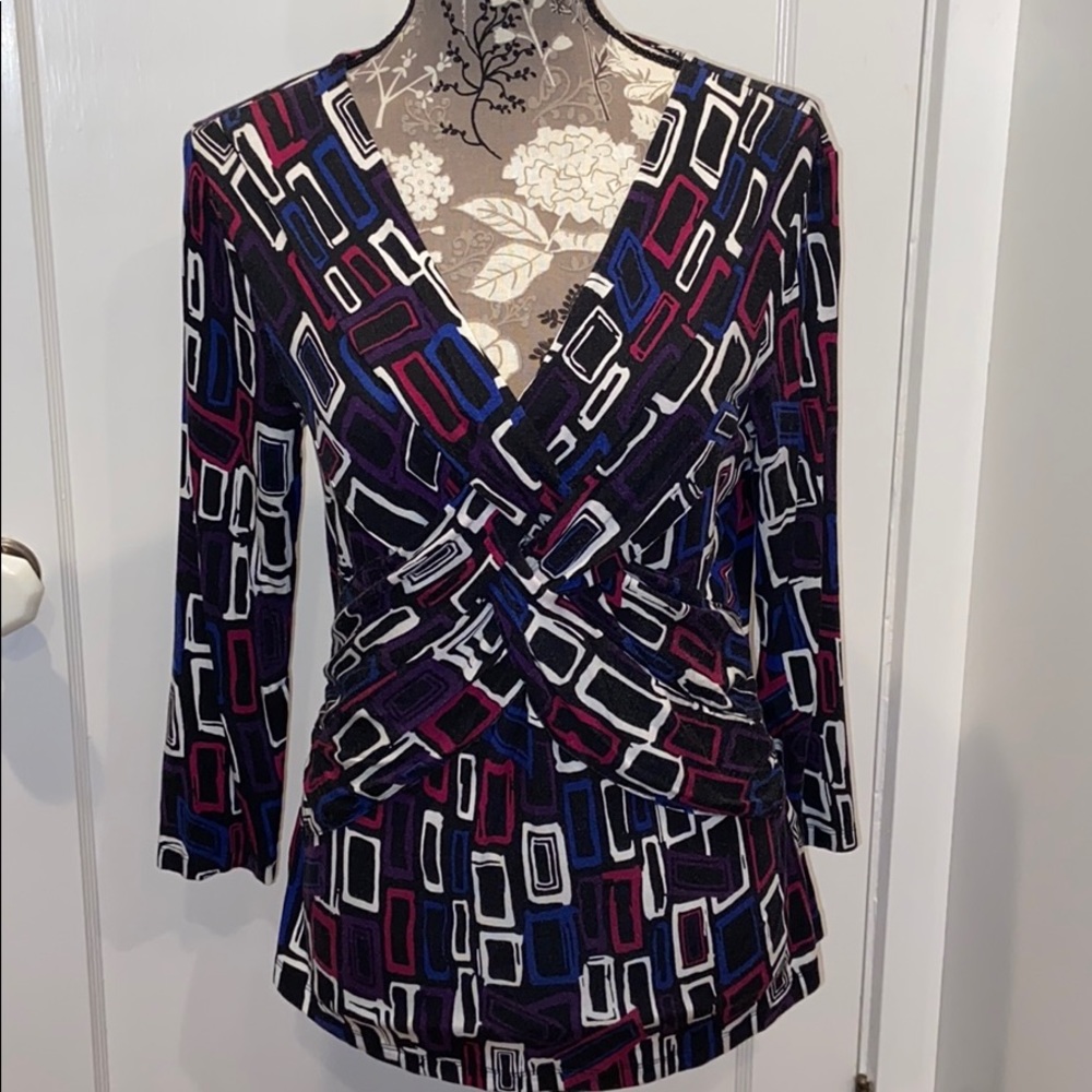Geometric Criss Cross Top BN518